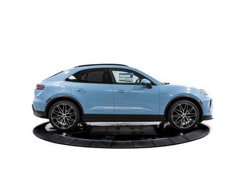 New 2026 Porsche Macan Electric RWD image 8