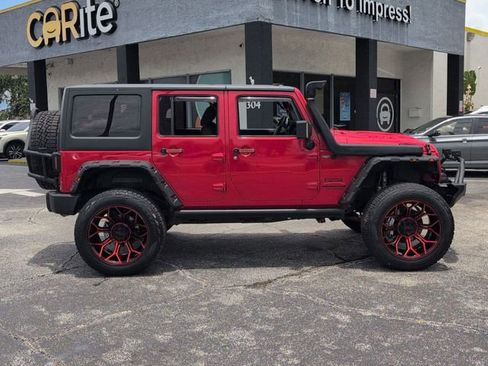 Used 2017 Jeep Wrangler Unlimited Sport AWD/4WD image 4