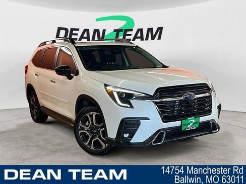 Used 2024 Subaru Ascent Touring image 1