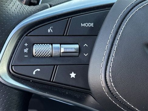 Used 2023 Genesis GV70 2.5T w/ Sport Prestige Package image 30