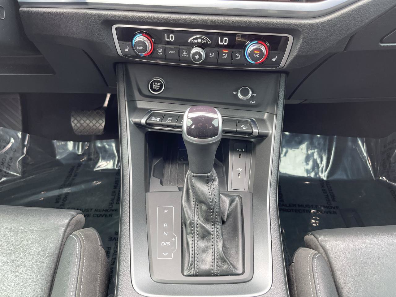 Used 2023 Audi Q3 2.0T Premium Plus w/ Premium Plus Package AWD/4WD image 38