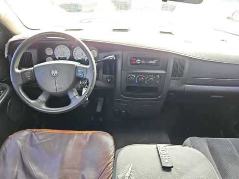 Used 2005 Dodge Ram 1500 Truck SLT w/ Trailer Tow Group image 6