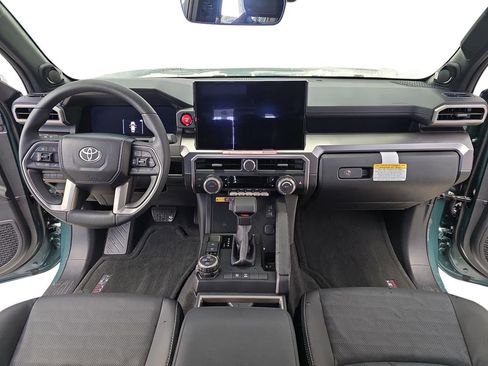 Used 2025 Toyota 4Runner TRD Off-Road Premium image 11