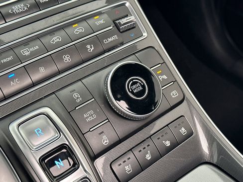 Used 2023 Hyundai Santa Fe Calligraphy image 30