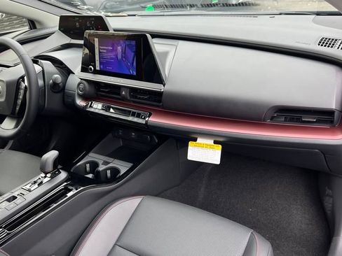 New 2026 Toyota Prius Plug-In Hybrid FWD image 23