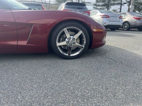 Used 2005 Chevrolet Corvette Convertible w/ Preferred Equipment Group RWD image 29