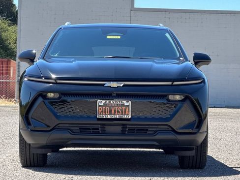 Used 2026 Chevrolet Equinox EV LT FWD image 9