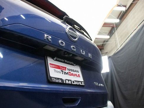 Used 2021 Nissan Rogue SL image 12