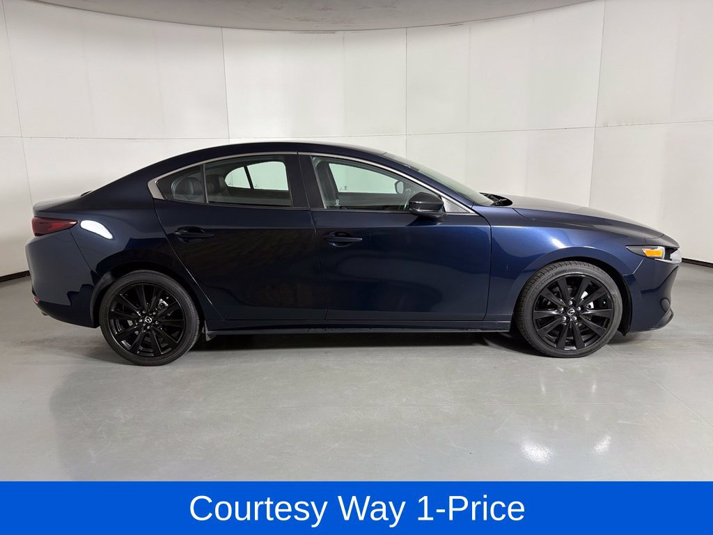 Used 2024 MAZDA MAZDA3 s FWD image 12