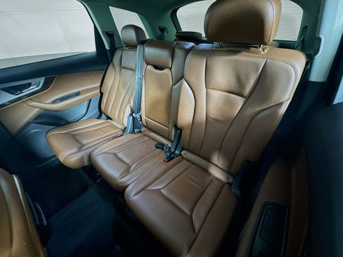 Used 2019 Audi Q7 2.0T Premium w/ Cold Weather Package image 22