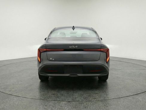 Used 2025 Kia K4 LXS image 7