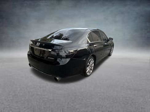 Used 2013 Honda Accord Sport image 7