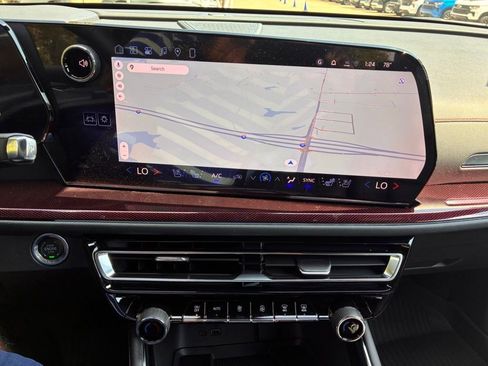 New 2026 Chevrolet Traverse RS image 33