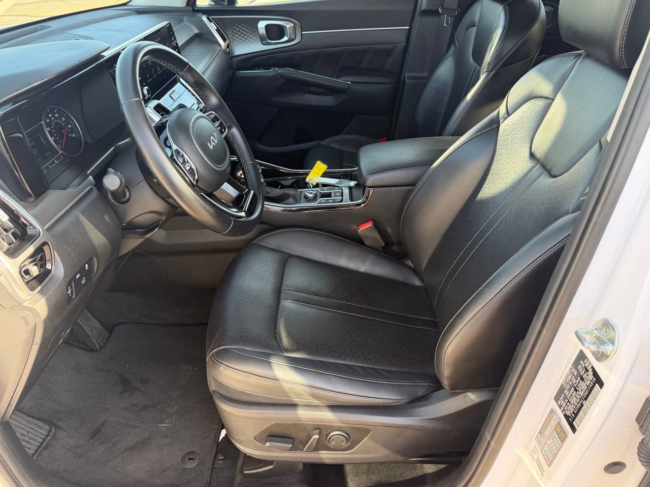 Used 2022 Kia Sorento SX FWD image 28