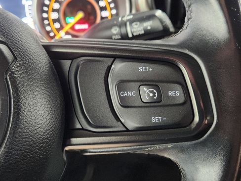 Used 2018 Jeep Wrangler Unlimited Sport S image 15