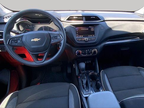 Used 2023 Chevrolet TrailBlazer LT FWD image 16