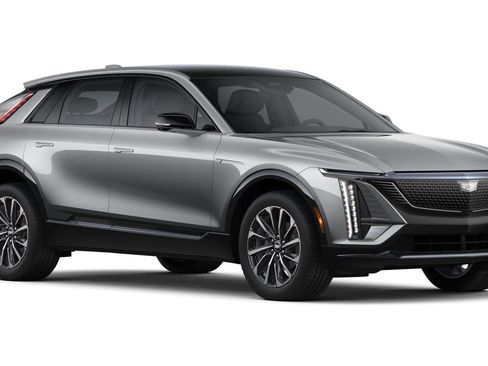 New 2025 Cadillac Lyriq Sport image 30