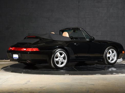 Used 1995 Porsche 911 Carrera RWD image 4