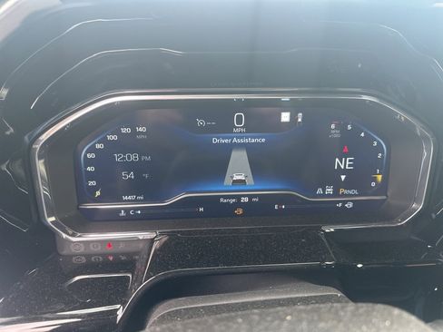 Used 2023 Chevrolet Silverado 1500 LT image 14