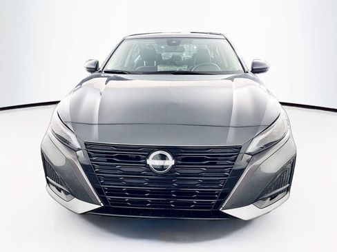 New 2026 Nissan Altima 2.5 SV w/ SV Special Edition Package FWD image 2