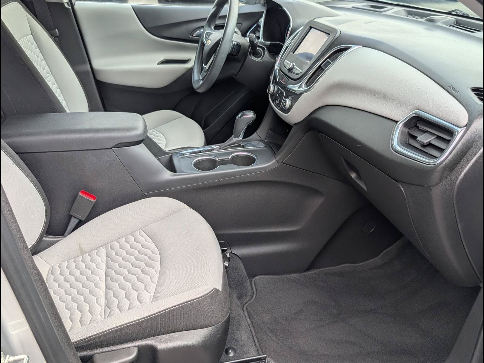 Used 2020 Chevrolet Equinox LT FWD image 17