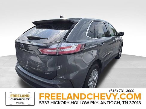 Used 2024 Ford Edge SEL w/ Convenience Package AWD/4WD image 2
