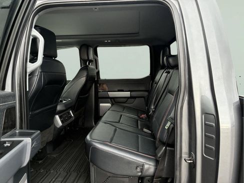 Used 2023 Ford F250 Lariat w/ Lariat Ultimate Package AWD/4WD image 14