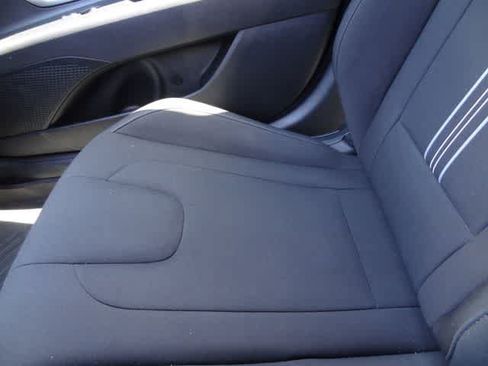 Used 2024 Hyundai Elantra SEL w/ Convenience Package FWD image 14