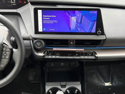 Used 2024 Toyota Prius XLE image 17
