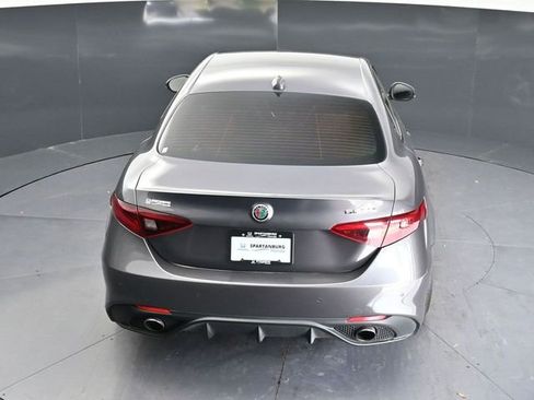 Used 2017 Alfa Romeo Giulia Ti w/ TI 19" Sport Package RWD image 30