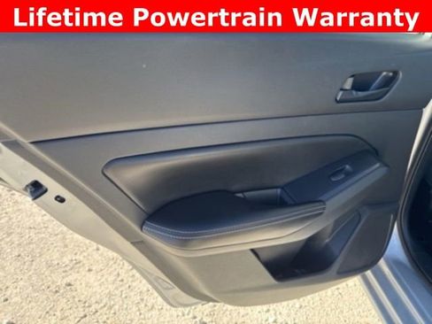 Used 2024 Nissan Altima 2.5 SV image 13