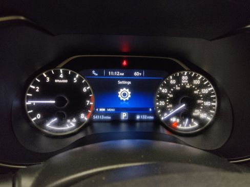 Used 2016 Nissan Maxima Platinum w/ Interior Lighting Package FWD image 23