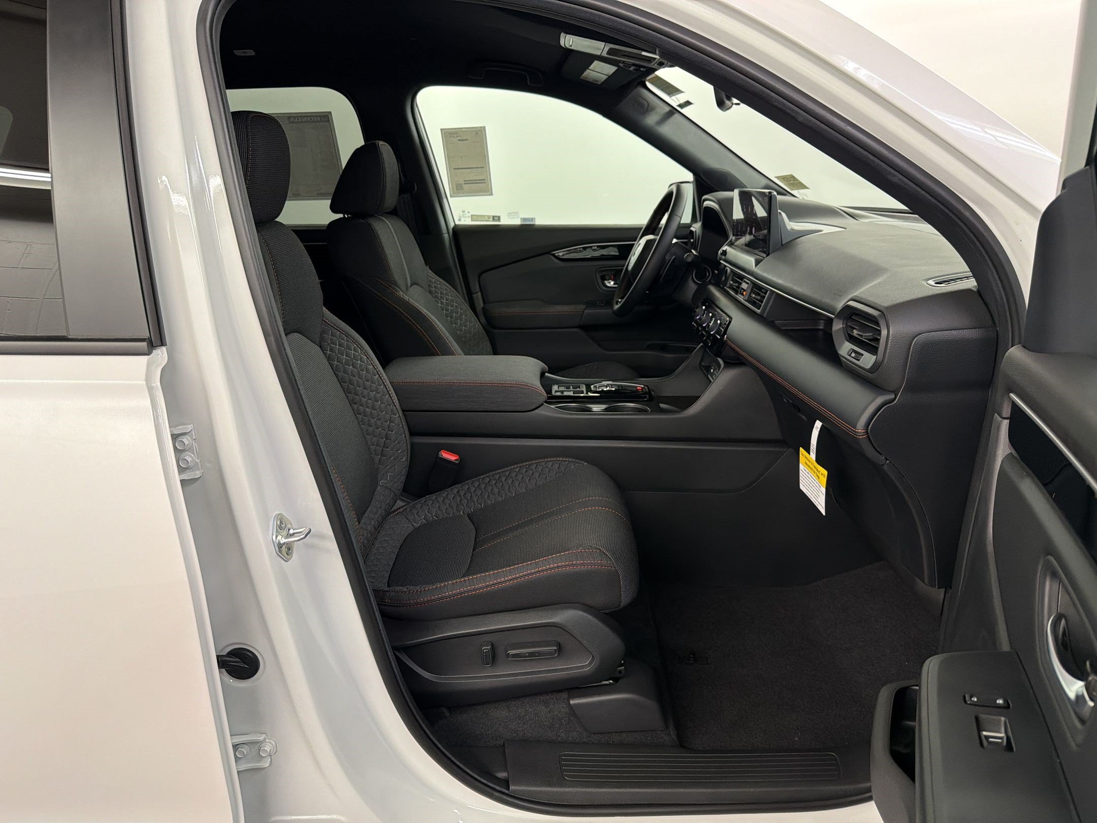 New 2026 Honda Pilot Sport image 24