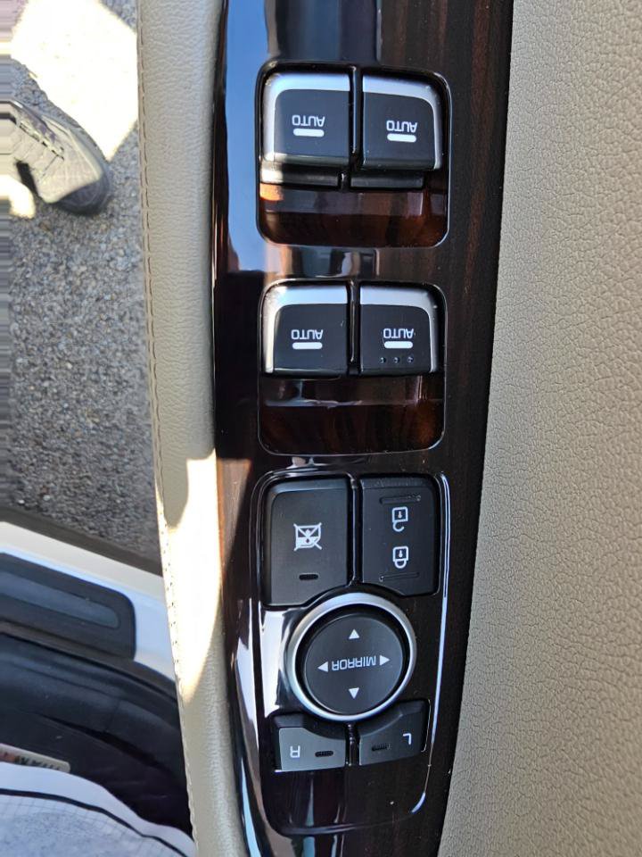 Used 2020 Kia Sorento EX FWD image 29