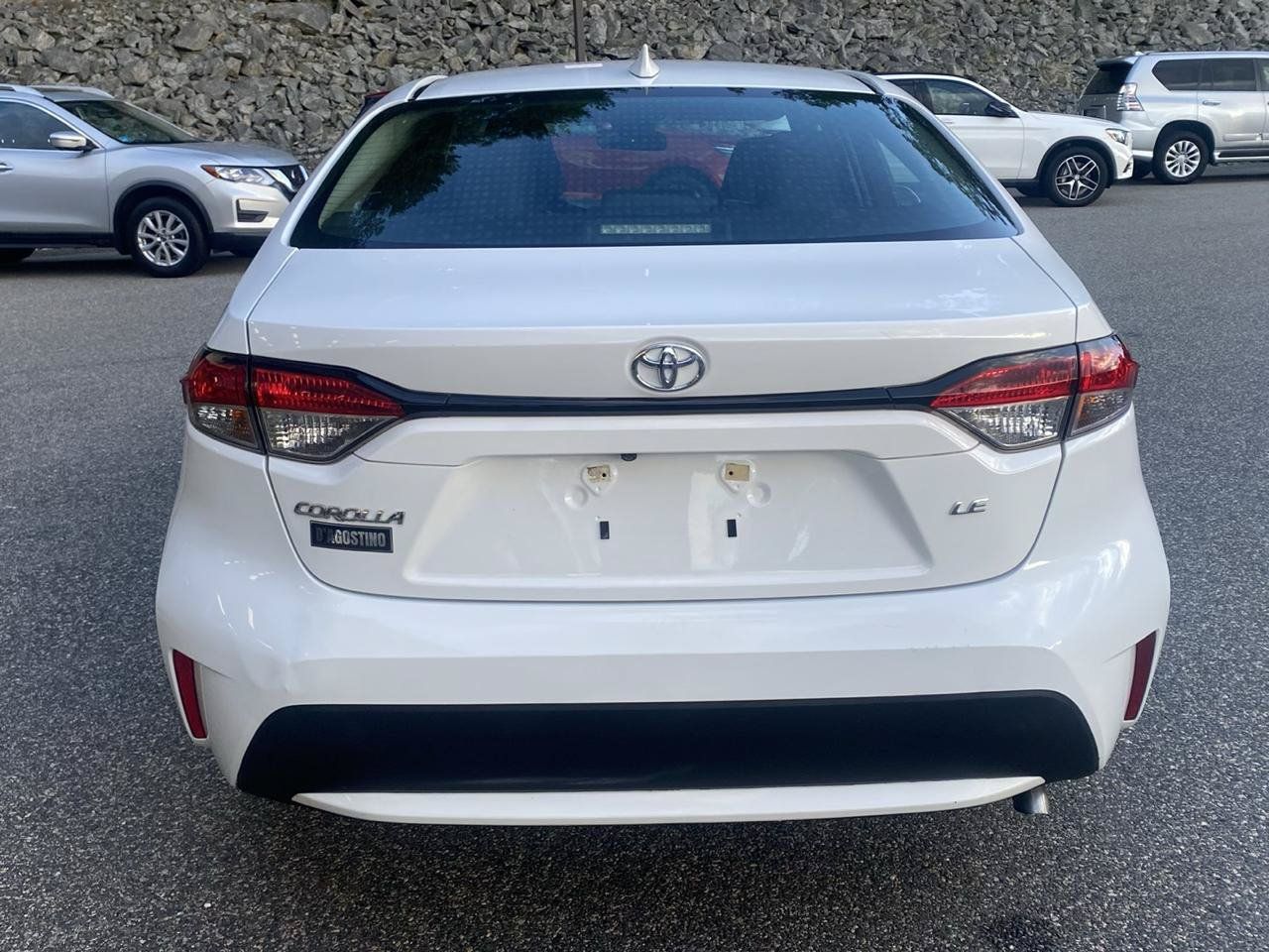Used 2021 Toyota Corolla LE w/ Carpet Mat Package (TMS) FWD image 28