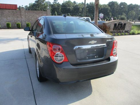 Used 2015 Chevrolet Sonic LT FWD image 10