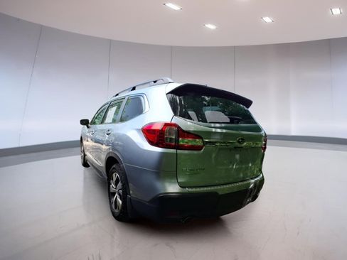 Used 2021 Subaru Ascent Premium w/ Convenience Package AWD/4WD image 3