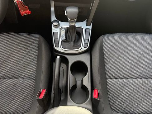 Used 2025 Kia Seltos LX image 16