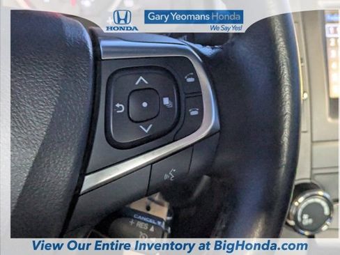 Used 2016 Toyota Camry SE image 21