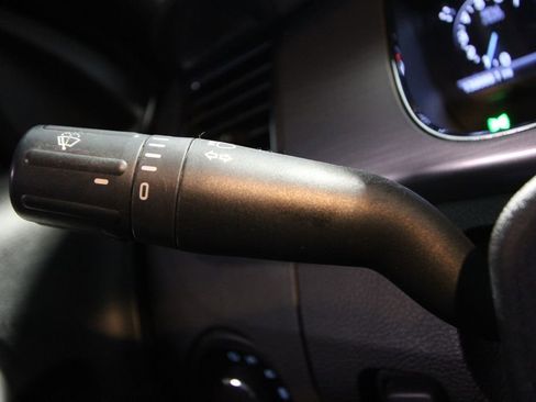 Used 2014 Ford Taurus SEL w/ Equipment Group 201A image 12