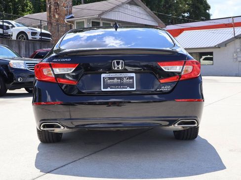 Used 2019 Honda Accord Sport image 5