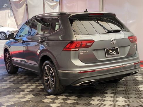 Used 2018 Volkswagen Tiguan SEL AWD/4WD image 3