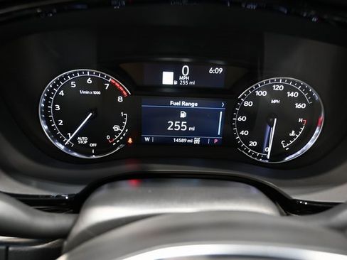 Used 2025 Cadillac XT5 Premium Luxury image 28