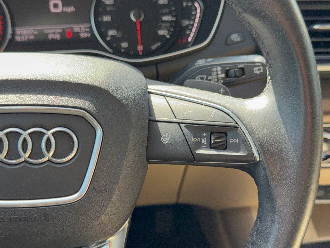 Used 2023 Audi Q5 2.0T Premium w/ Convenience Package AWD/4WD image 19