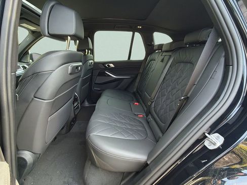 New 2026 BMW X5 xDrive40i AWD/4WD image 19