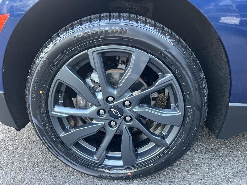 Used 2023 Chevrolet Equinox RS AWD/4WD image 29