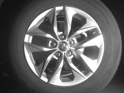 Used 2024 Toyota Sienna XLE image 14