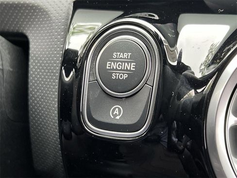Certified 2025 Mercedes-Benz CLA 250 4MATIC image 30