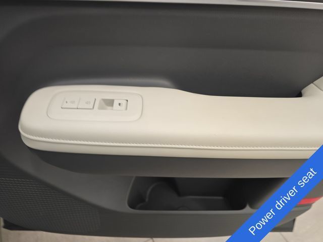 Used 2026 Hyundai Santa Fe SEL AWD/4WD image 11