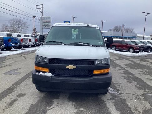 New 2025 Chevrolet Express 2500 Work Van image 2